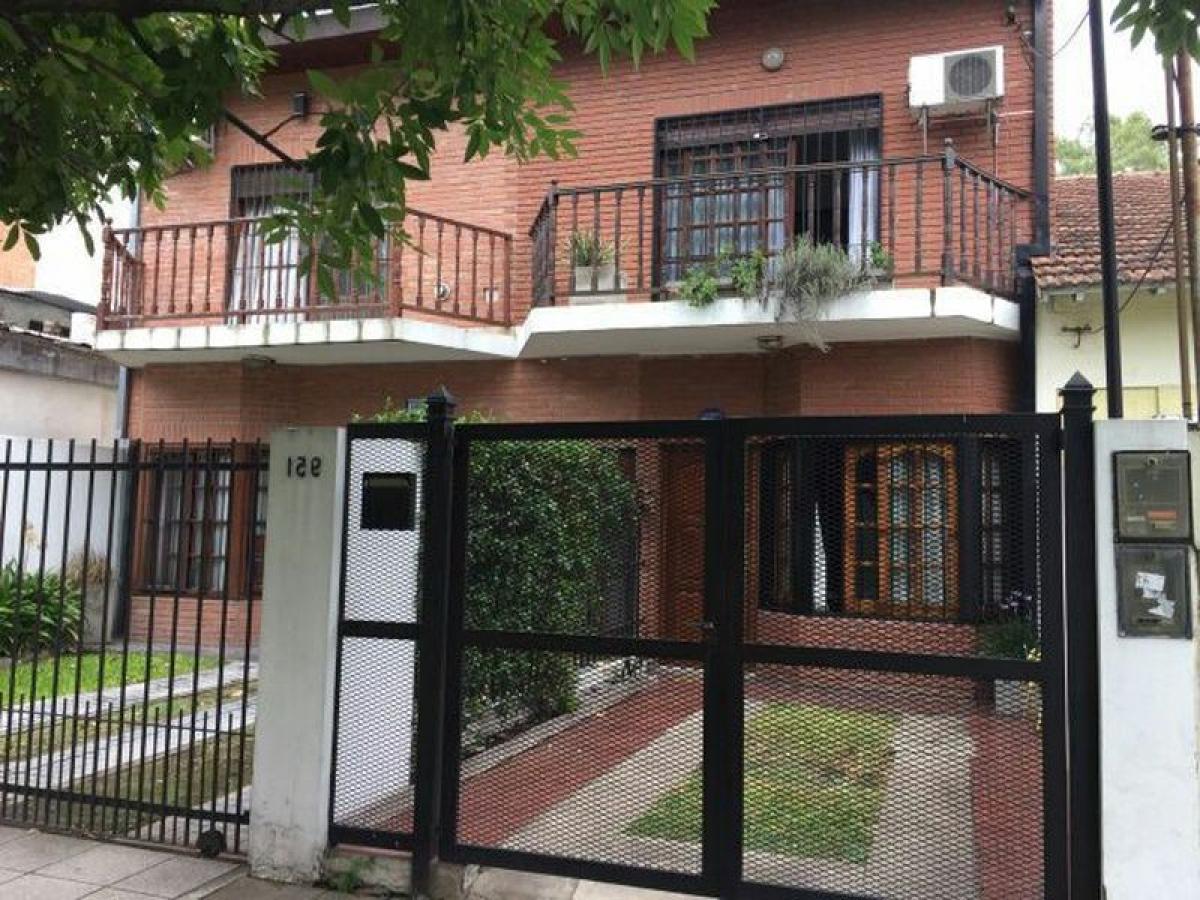 Apartamento de 3 dormitorios en San Miguel, Argentina No. 3339