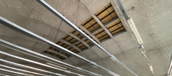 Склад 600м² в Комо, Италия № 181058 8