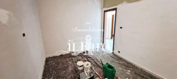 3 bedrooms Apartment in Campi Bisenzio, Italy No. 363868 19
