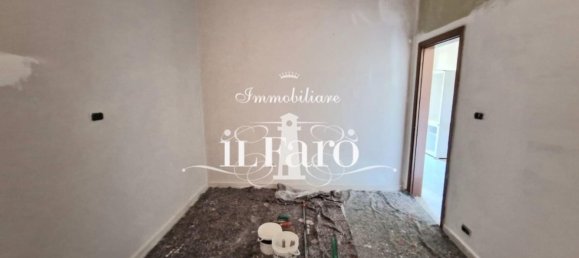 3 bedrooms Apartment in Campi Bisenzio, Italy No. 363868 17