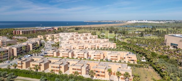 3 bedrooms Townhouse in Albufeira, Portugal No. 124801 5