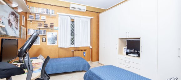 3 rooms Apartment in Ciampino, Italy No. 19634 15