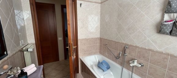 4 bedrooms Apartment in Viareggio, Italy No. 327335 17