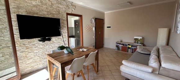 4 bedrooms Apartment in Viareggio, Italy No. 327335 3