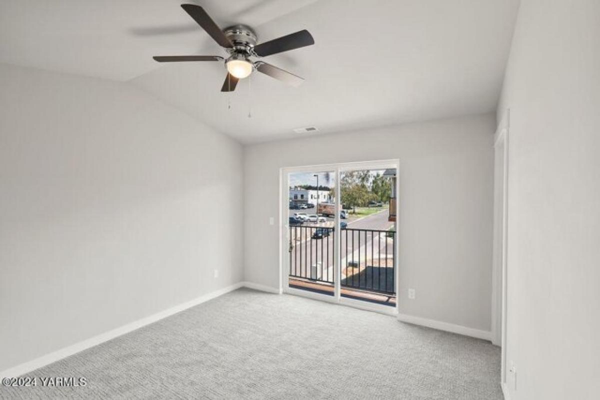 3 bedrooms House in Yakima, USA No. 439777