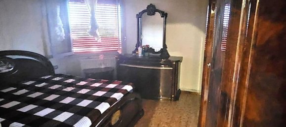 3 bedrooms Apartment in Guastalla, Italy No. 315979 5