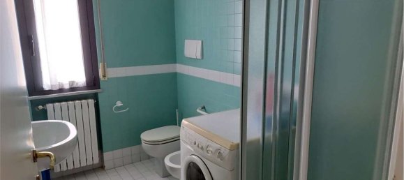 Apartamento de 2 habitaciónes en Rimini, Italy No. 18334 2