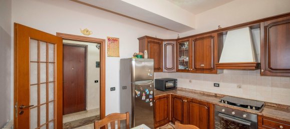 Apartamento T4 em Messina, Italy N.º 339679 9