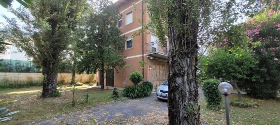 16 rooms Villa in Pietrasanta, Italy No. 178348 7