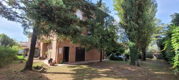 16 rooms Villa in Pietrasanta, Italy No. 178348 2