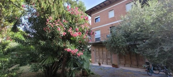 16 rooms Villa in Pietrasanta, Italy No. 178348 3