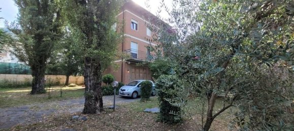 16 rooms Villa in Pietrasanta, Italy No. 178348 8