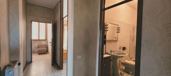 16 rooms Villa in Pietrasanta, Italy No. 178348 24