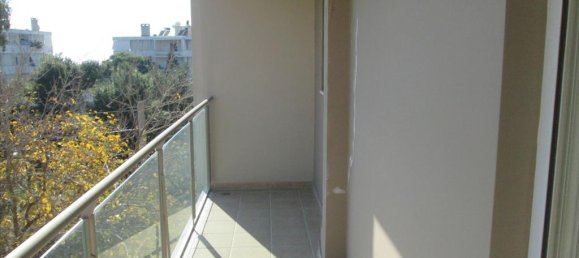 Недвижимость 190м² в Вула, Вари-Вула-Вулиагмени, Восточная Аттика, Аттика, Греция № 7445 7