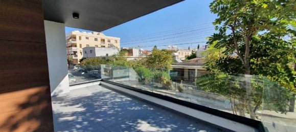 3 bedrooms Apartment in Limassol, Cyprus No. 14147 4