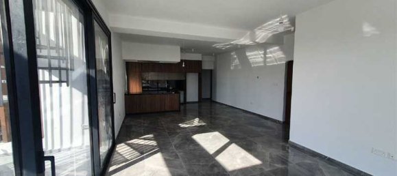 3 bedrooms Apartment in Limassol, Cyprus No. 14147 3