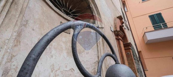 Квартира с 14 комнатами в Арчевиа, Италия № 2996 20