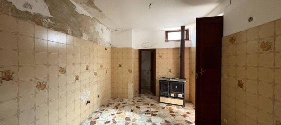 4-Zimmer Villa in Trecastagni, Italy, Nr. 102137 11