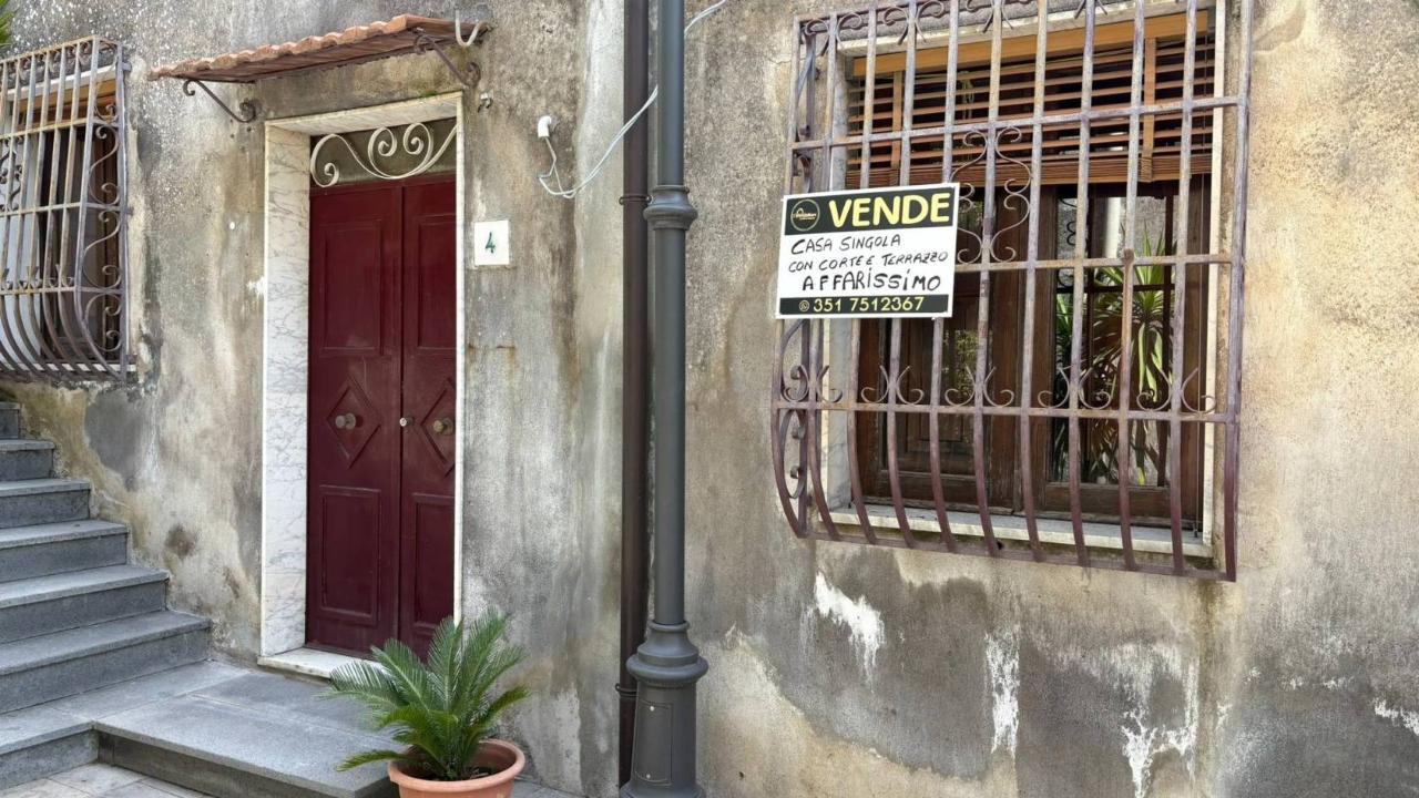 4-Zimmer Villa in Trecastagni, Italy, Nr. 102137