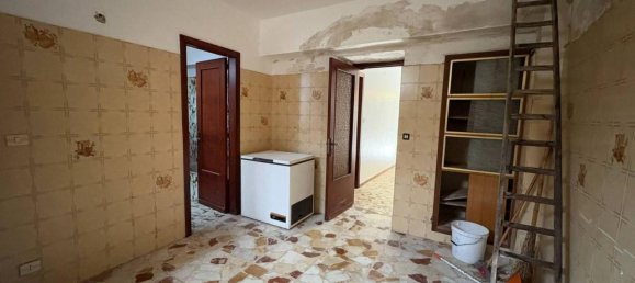 4-Zimmer Villa in Trecastagni, Italy, Nr. 102137 12
