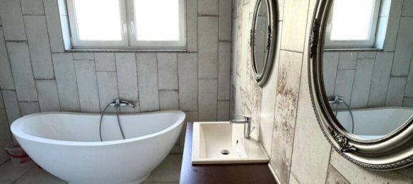 Таунхаус с 10 комнатами в Neustadt an der Aisch, Германия № 3143 10