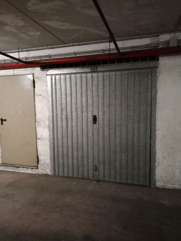 14m² Garage in Pomezia, Italy No. 284705