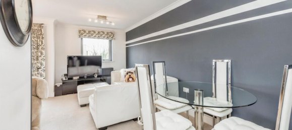 2 bedrooms Apartment in Bushey, United Kingdom No. 6251 3