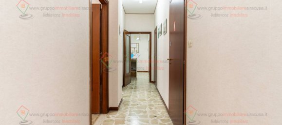 4 bedrooms Apartment in Syracuse, Italy No. 353453 17