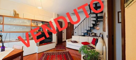 Пентхаус с 2 спальнями в Треццано суль Навильо, Италия № 350123 2