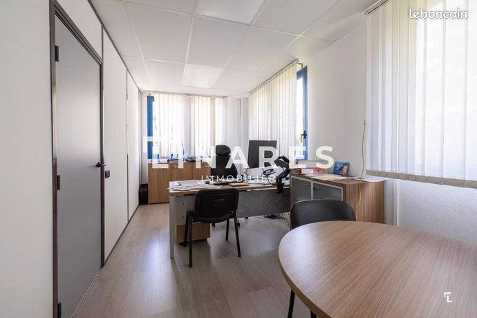 Gewerbliche Immobilie in Marseille, France 131m², Nr. 287523