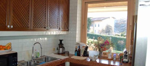 13 rooms House in Turin, Italy No. 45399 11