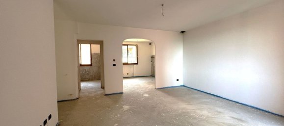 5 bedrooms House in Loiano, Italy No. 376776 10