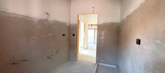 5 bedrooms House in Loiano, Italy No. 376776 22