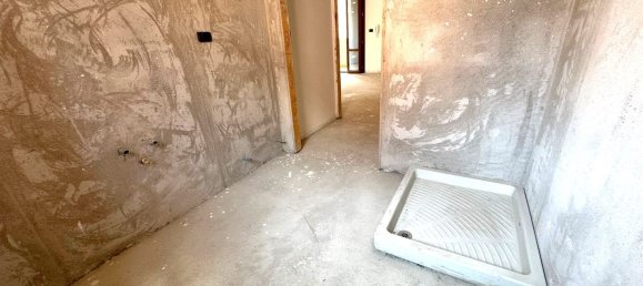 5 bedrooms House in Loiano, Italy No. 376776 15