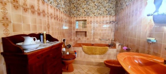  Castillos de 4 dormitorios en Eure-et-Loir, France No. 85193 10