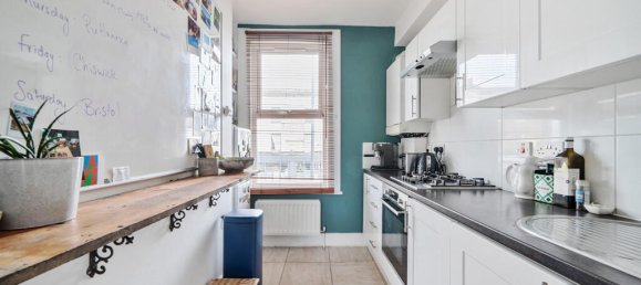 2 bedrooms Apartment in London, United Kingdom No. 7591 2