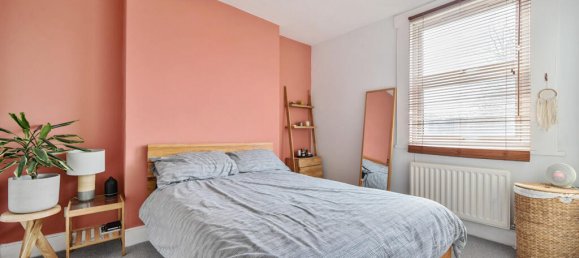 2 bedrooms Apartment in London, United Kingdom No. 7591 8