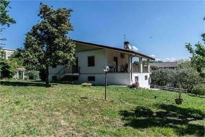 5-Zimmer Villa in Trieste, Italy, Nr. 301333