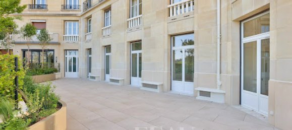 2 bedrooms Apartment in Paris, France No. 167888 19