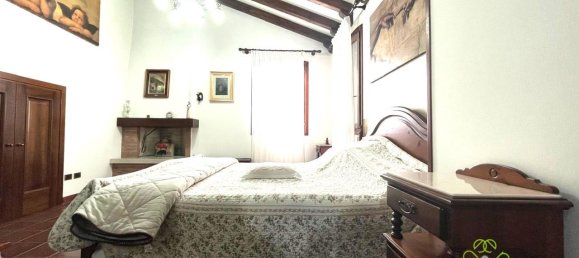 5 rooms Villa in Campagna Lupia, Italy No. 132463 8