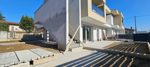 4-Zimmer Wohnung in Brembate di Sopra, Italy, Nr. 32723 40