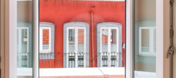 668m² Building in Lisbon, Portugal No. 59173 21