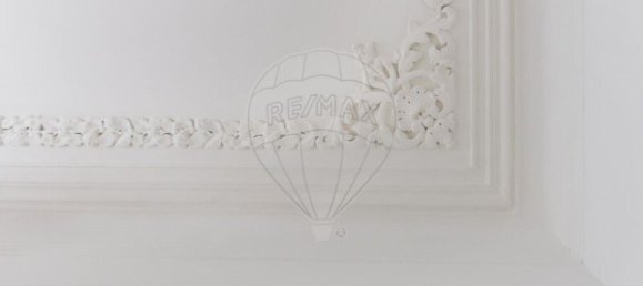 668m² Building in Lisbon, Portugal No. 59173 10