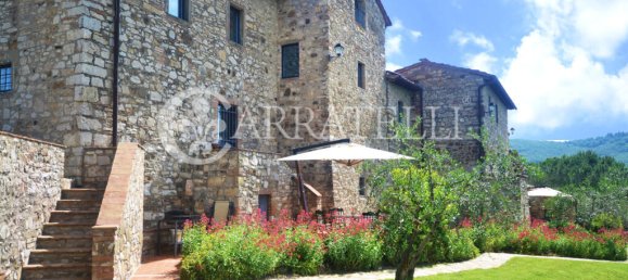 18 bedrooms Land in Castellina in Chianti, Italy No. 79775 3