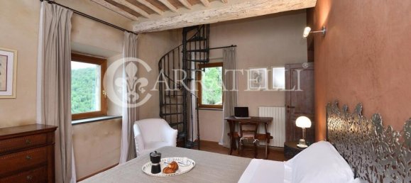 18 bedrooms Land in Castellina in Chianti, Italy No. 79775 37