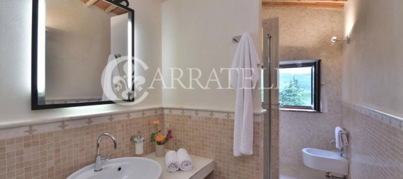 18 bedrooms Land in Castellina in Chianti, Italy No. 79775 32