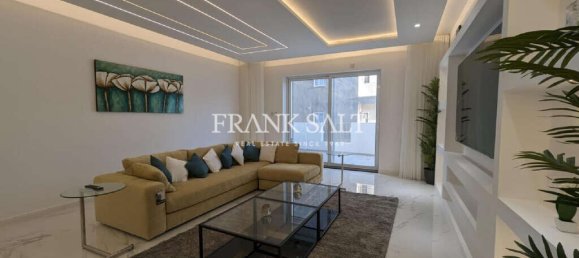 Apartamento de 3 dormitorios en Saint Julian's, Malta No. 2681 3