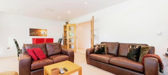 2 bedrooms Apartment in Sutton, United Kingdom No. 10620 21