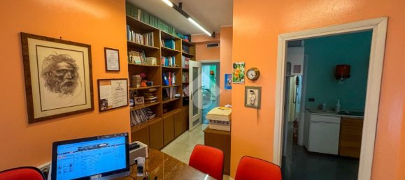5-Zimmer Büro in Soresina, Italy, Nr. 71399 6
