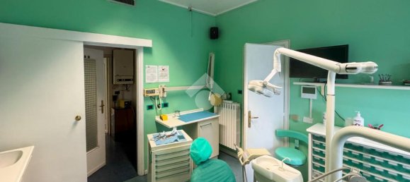 5-Zimmer Büro in Soresina, Italy, Nr. 71399 3